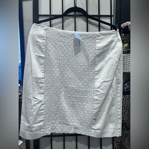 Elegant White Patterned Skirt